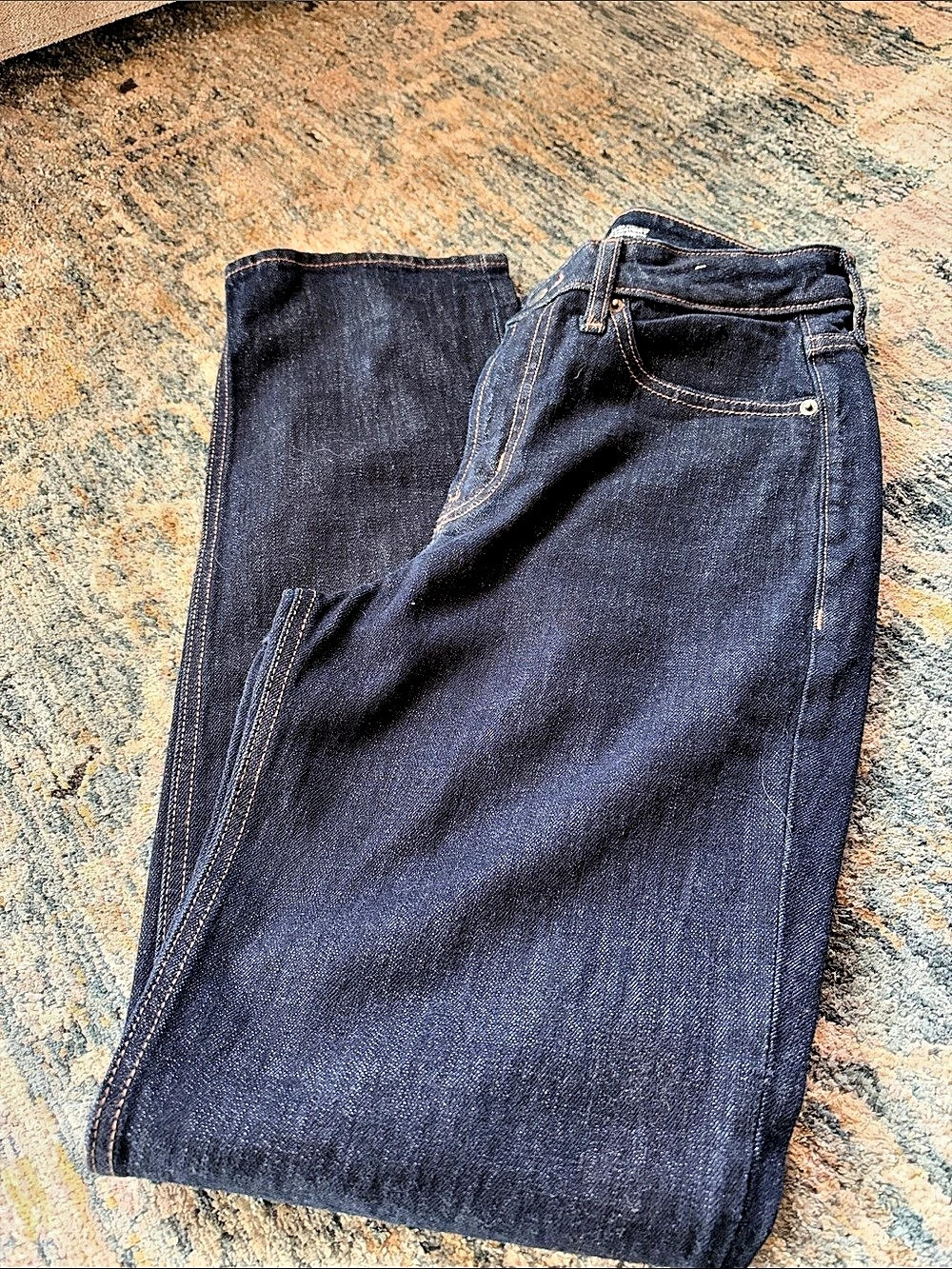 Old Navy Extra High-Rise Straight Secret-Smooth Pockets Jeans in Blue